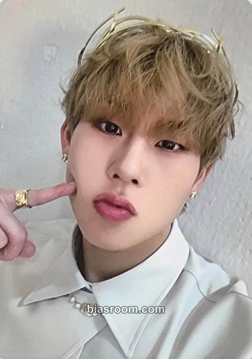 Joohoney Lights Photocard - MONSTA X - MONSTA X K-pop photocard