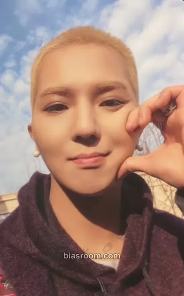 WINNER - Mino - HOLIDAY Album album photocard