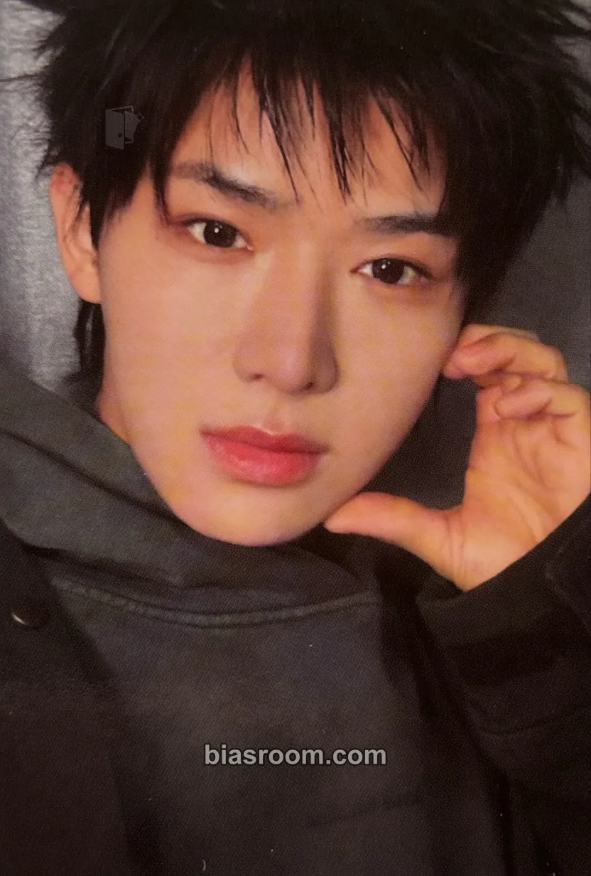 Yichen 1. Got Hooked: An Addictive Symphony Photocard - MODYSSEY - MODYSSEY K-pop photocard