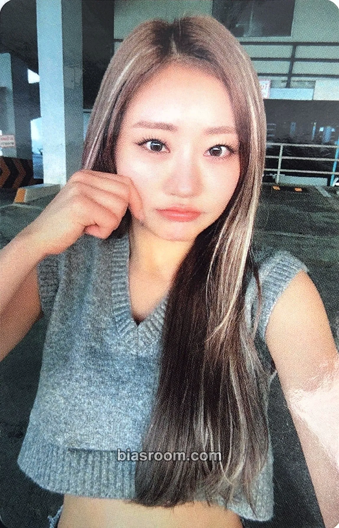 Julie Midas Touch Photocard - KISS OF LIFE - KISS OF LIFE K-pop photocard