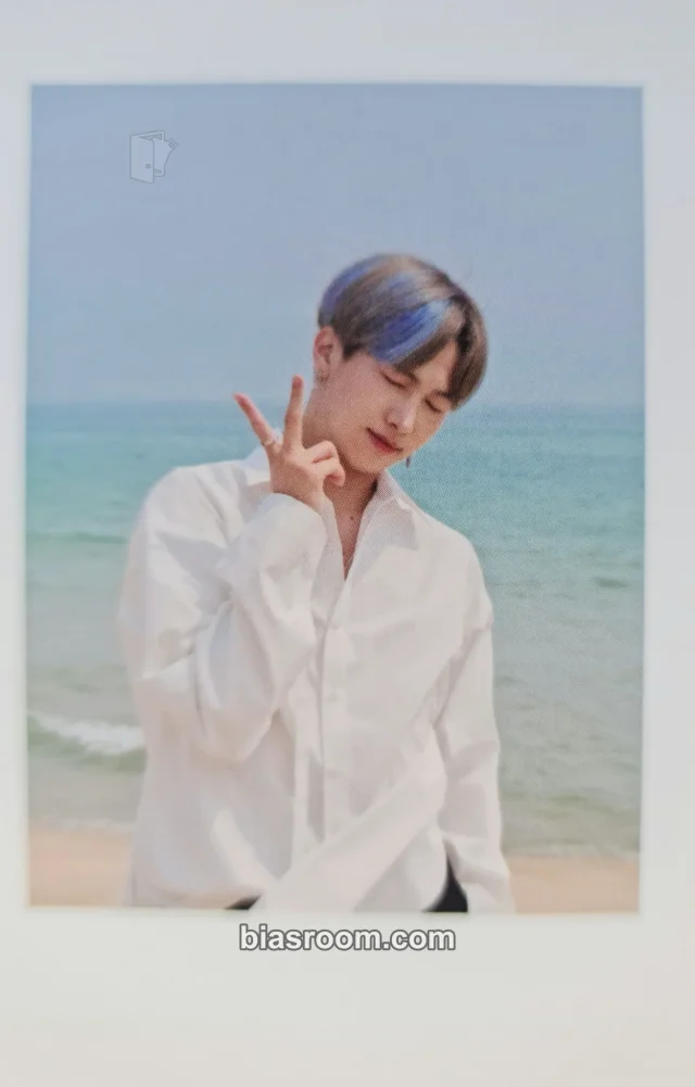MIRAE - Lien - Splash Album polaroid