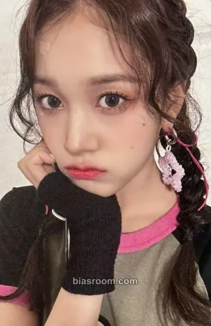 J Teddy Bear Photocard - STAYC - STAYC K-pop photocard