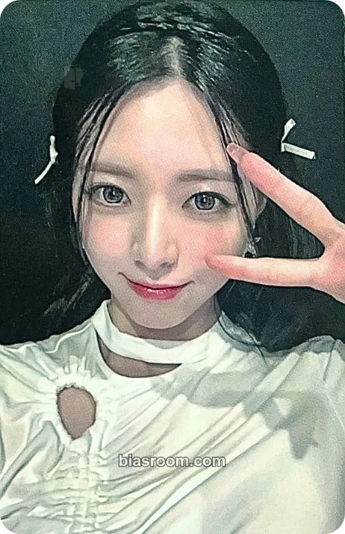 Yuna KILL MY DOUBT Photocard - ITZY - ITZY K-pop photocard