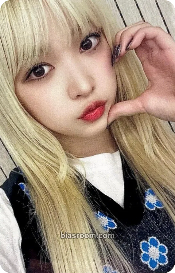 Haruna The Billage of Perception: Chapter Two Photocard - Billlie - Billlie K-pop photocard