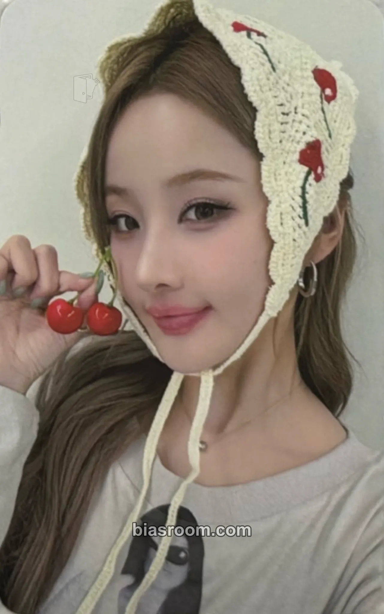 Belle Who Is She Photocard - KISS OF LIFE - KISS OF LIFE K-pop photocard