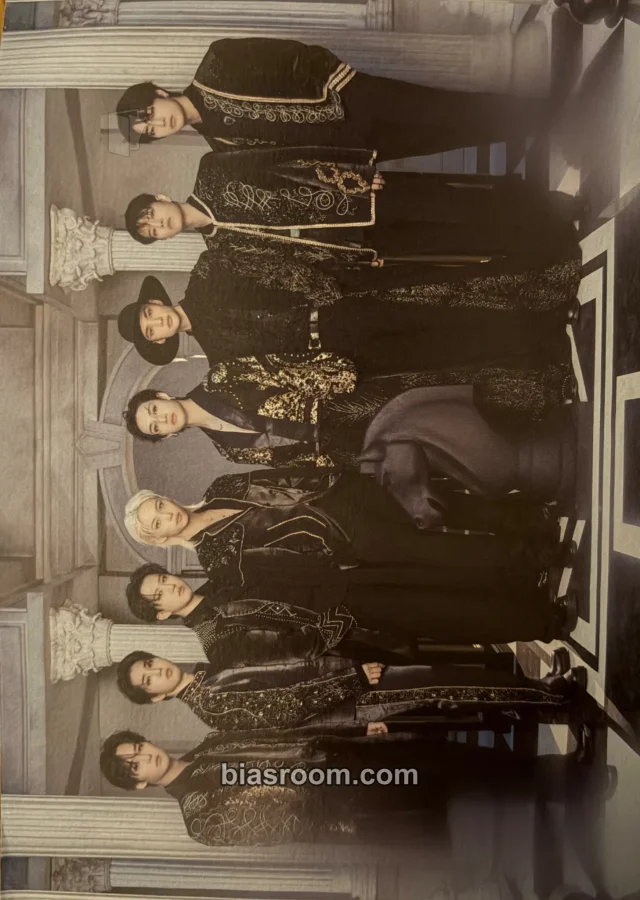 Stray Kids - Other album inclusion japan season's greetings