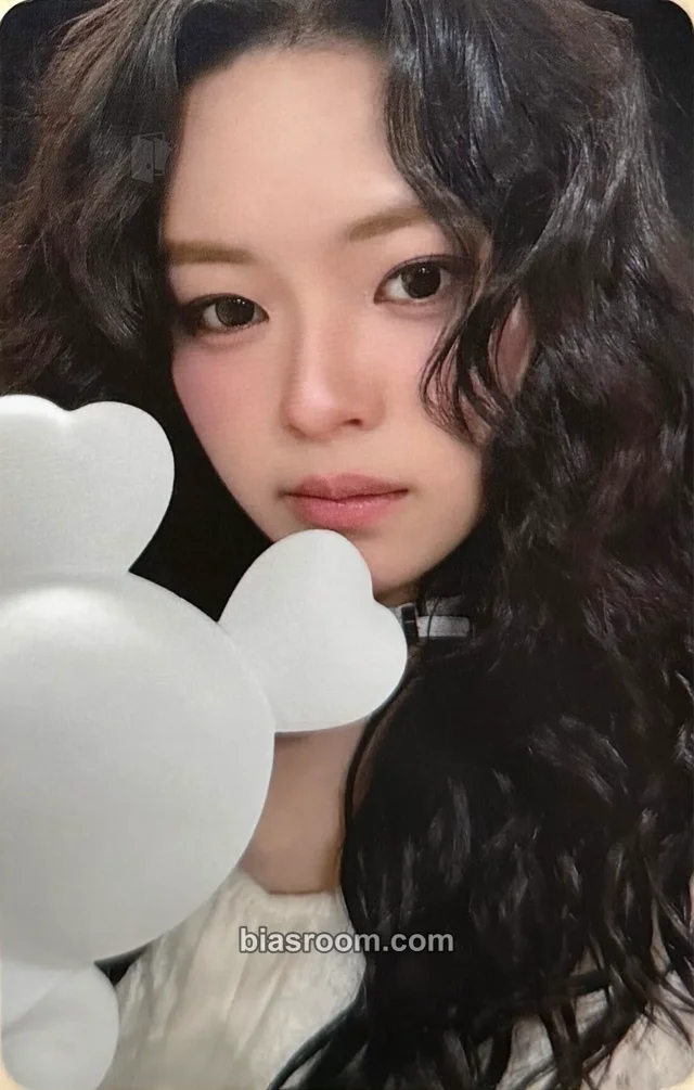 TWICE - Jeongyeon - TWICE Japan Debut 8th Anniversary Event merch photocard japan silicon light