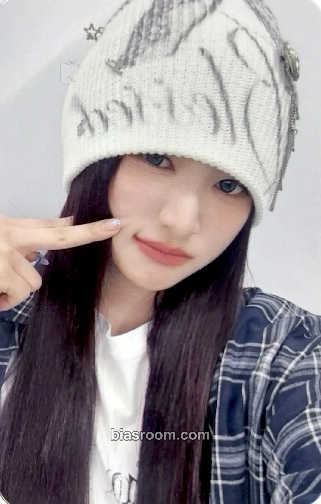 Minami Glow Up Photocard - RESCENE - RESCENE K-pop photocard
