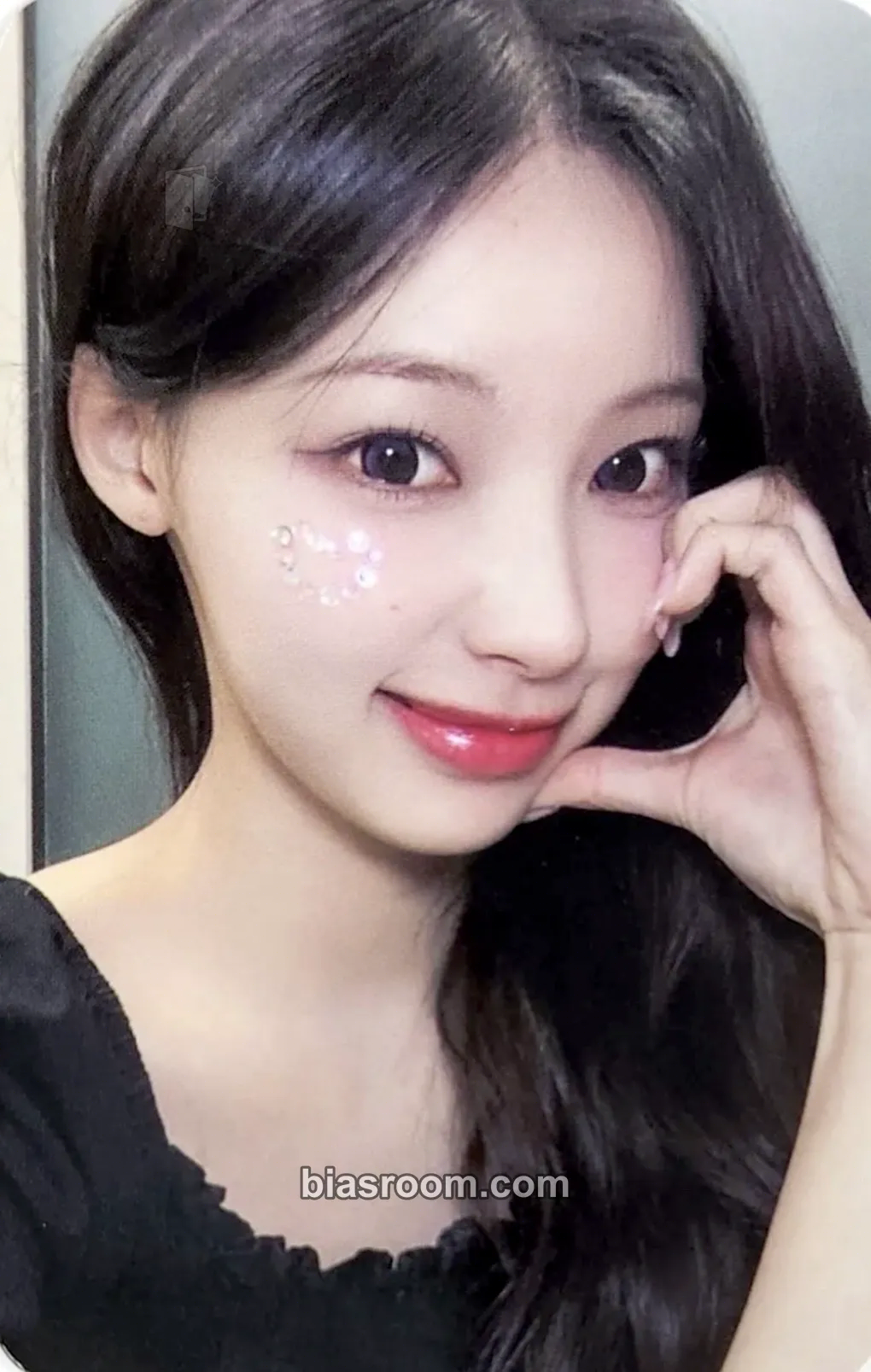Woni Glow Up Photocard - RESCENE - RESCENE K-pop photocard