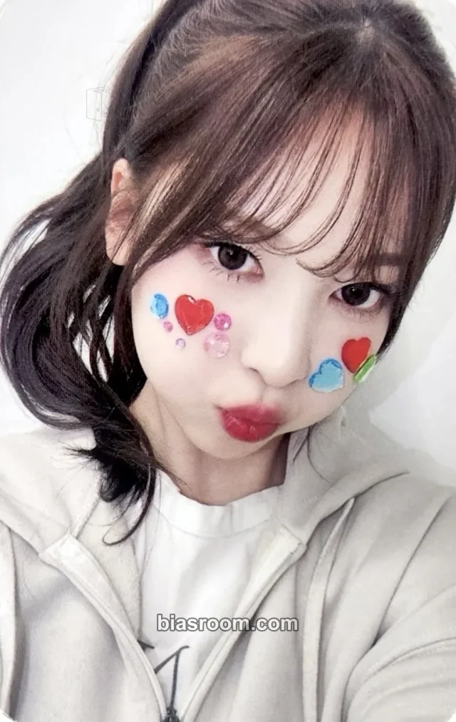 RESCENE - May - Glow Up Album fansign inside record round 3