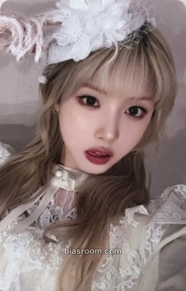 Jiwoo Fe3O4: STICK OUT Photocard - NMIXX - NMIXX K-pop photocard