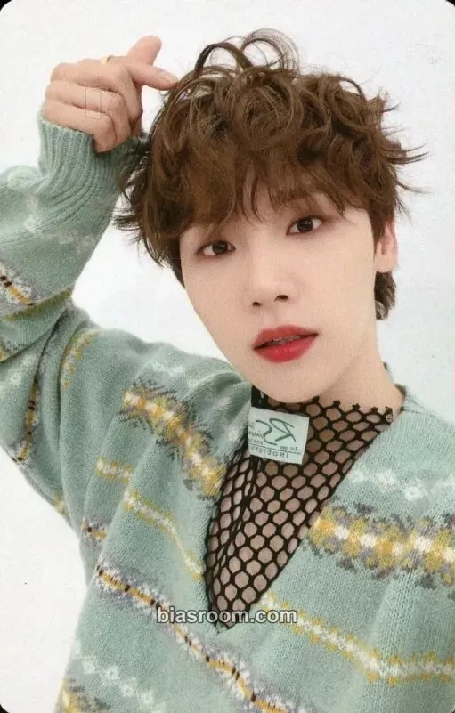 Woong 2022 AB6IX Christmas Party Very Merry Photocard - AB6IX - AB6IX K-pop photocard