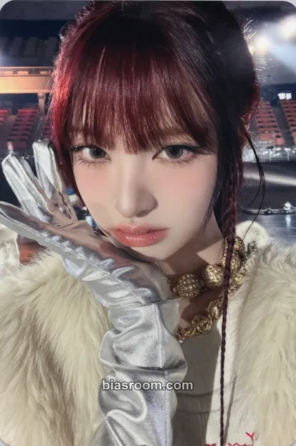 Liz REVIVE+ Photocard - IVE - IVE K-pop photocard