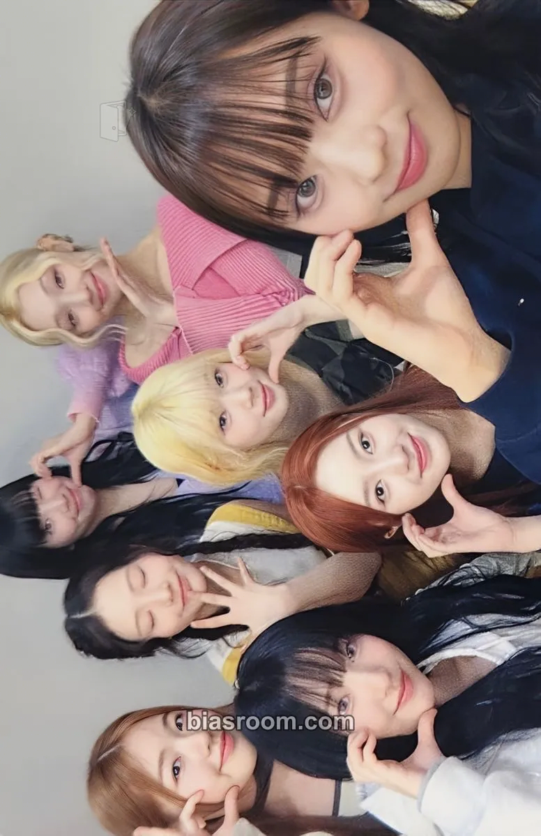 SWICY Photocard - UNIS - UNIS K-pop photocard