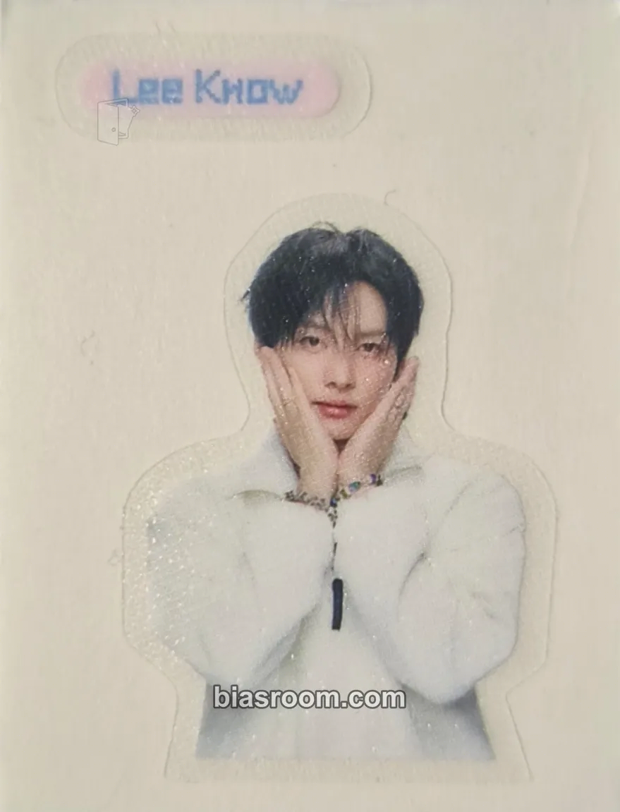 Lee Know 6th Fanmeeting - STAY in Our Little House Photocard - Stray Kids - Stray Kids K-pop photocard