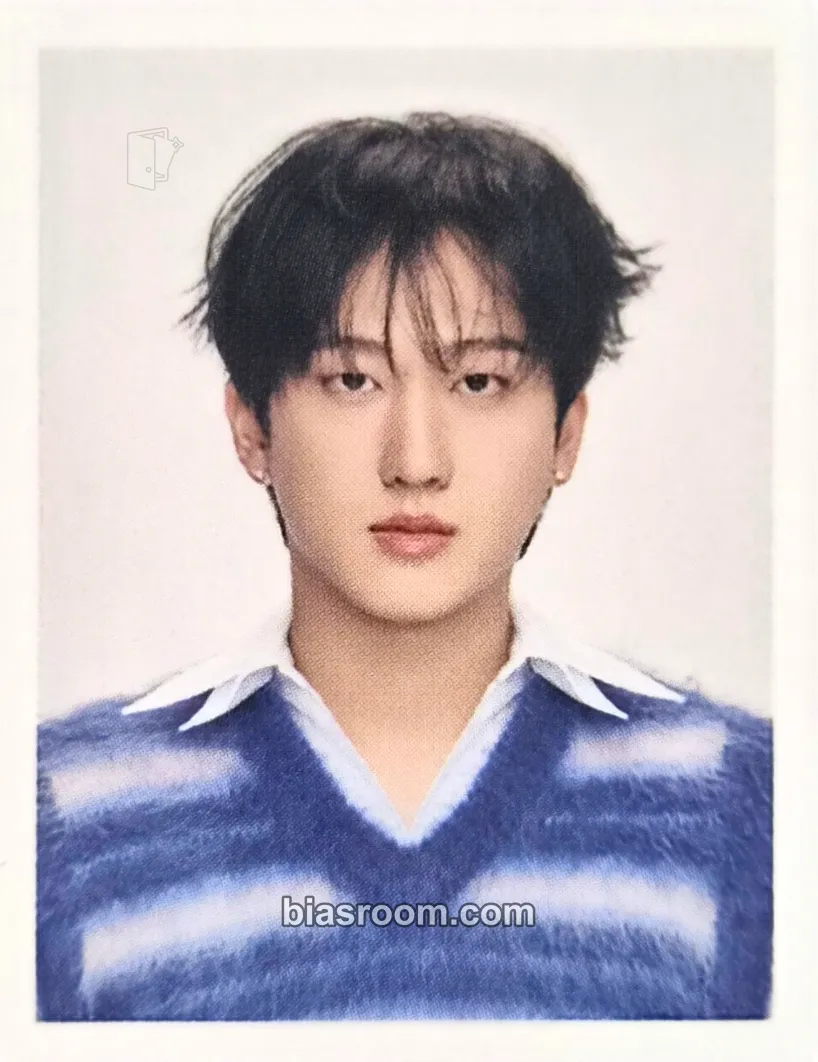 Changbin 6th Fanmeeting - STAY in Our Little House Photocard - Stray Kids - Stray Kids K-pop photocard