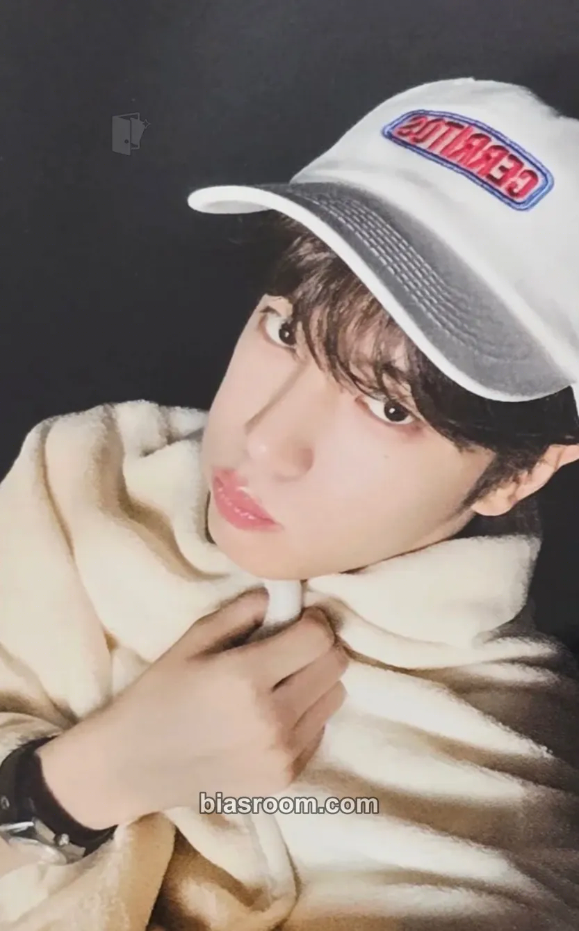 Song Seungho Snowy Summer Photocard - CLOSE YOUR EYES - CLOSE YOUR EYES K-pop photocard