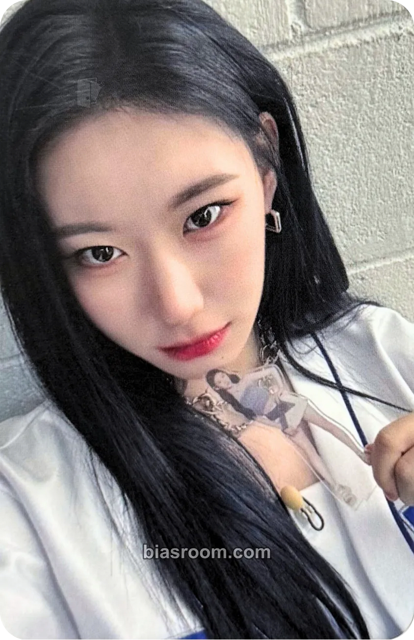 Chaeryeong KILL MY DOUBT Photocard - ITZY - ITZY K-pop photocard