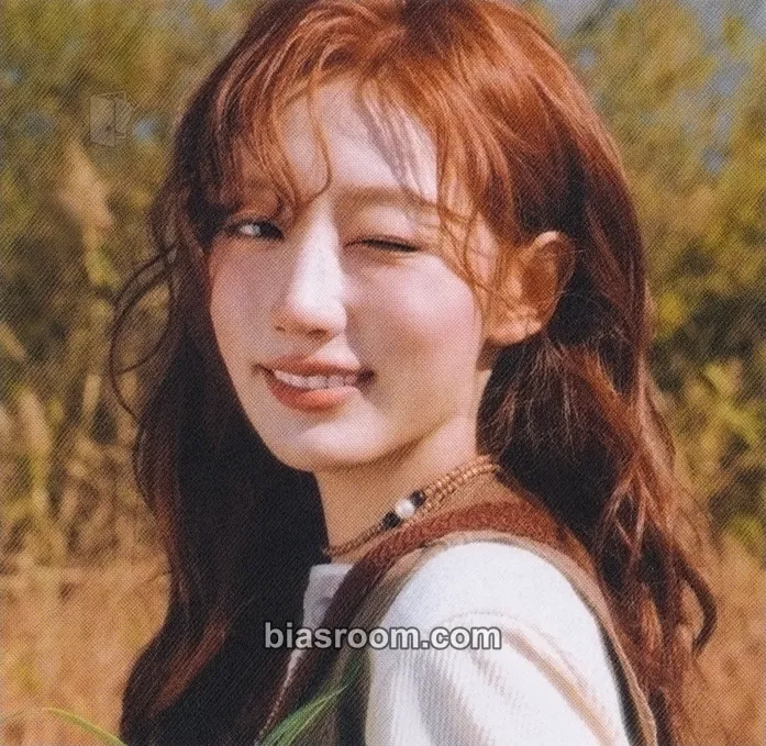 Yein Room Photocard - Jeong Yein - Jeong Yein K-pop photocard