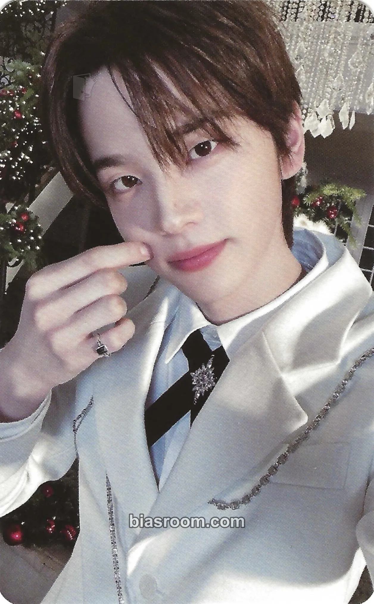 Shinyu play hard Photocard - TWS - TWS K-pop photocard