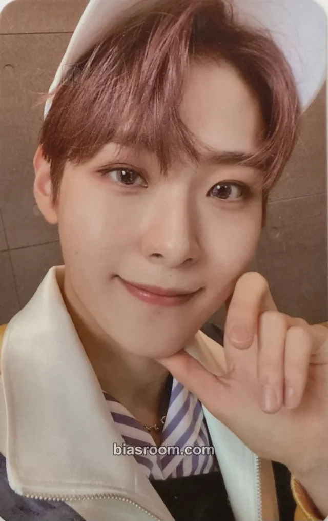 TO1 - Seongmin - RE:BORN Album album photocard black version