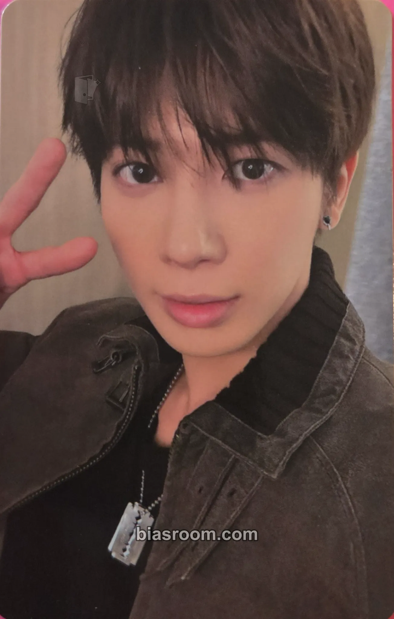 Taehyun 7TH YEAR: A Moment of Stillness in the Thorns Photocard - TOMORROW X TOGETHER - TOMORROW X TOGETHER K-pop photocard