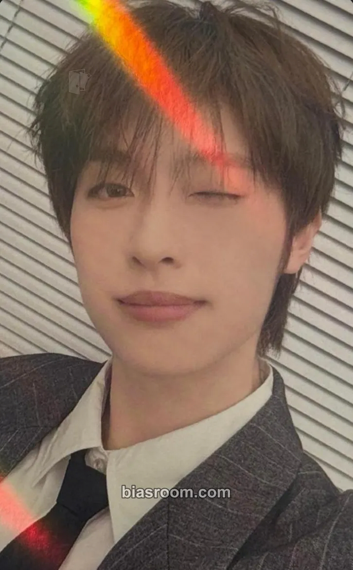 Gaon 2026 Season's Greetings - SUPER NORMAL Photocard - Xdinary Heroes - Xdinary Heroes K-pop photocard