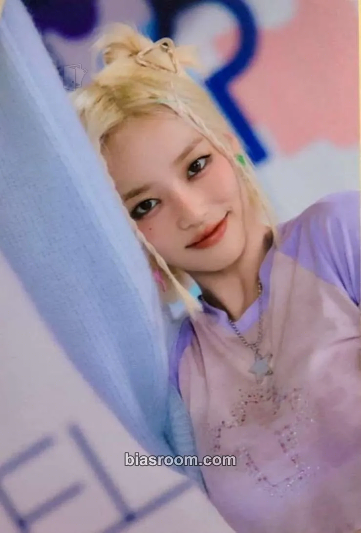 Yeeun 7+Up Photocard - EL7Z UP - EL7Z UP K-pop photocard