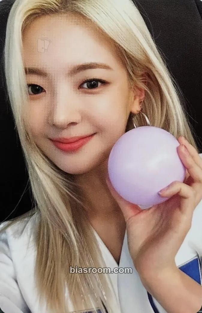 Lia KILL MY DOUBT Photocard - ITZY - ITZY K-pop photocard
