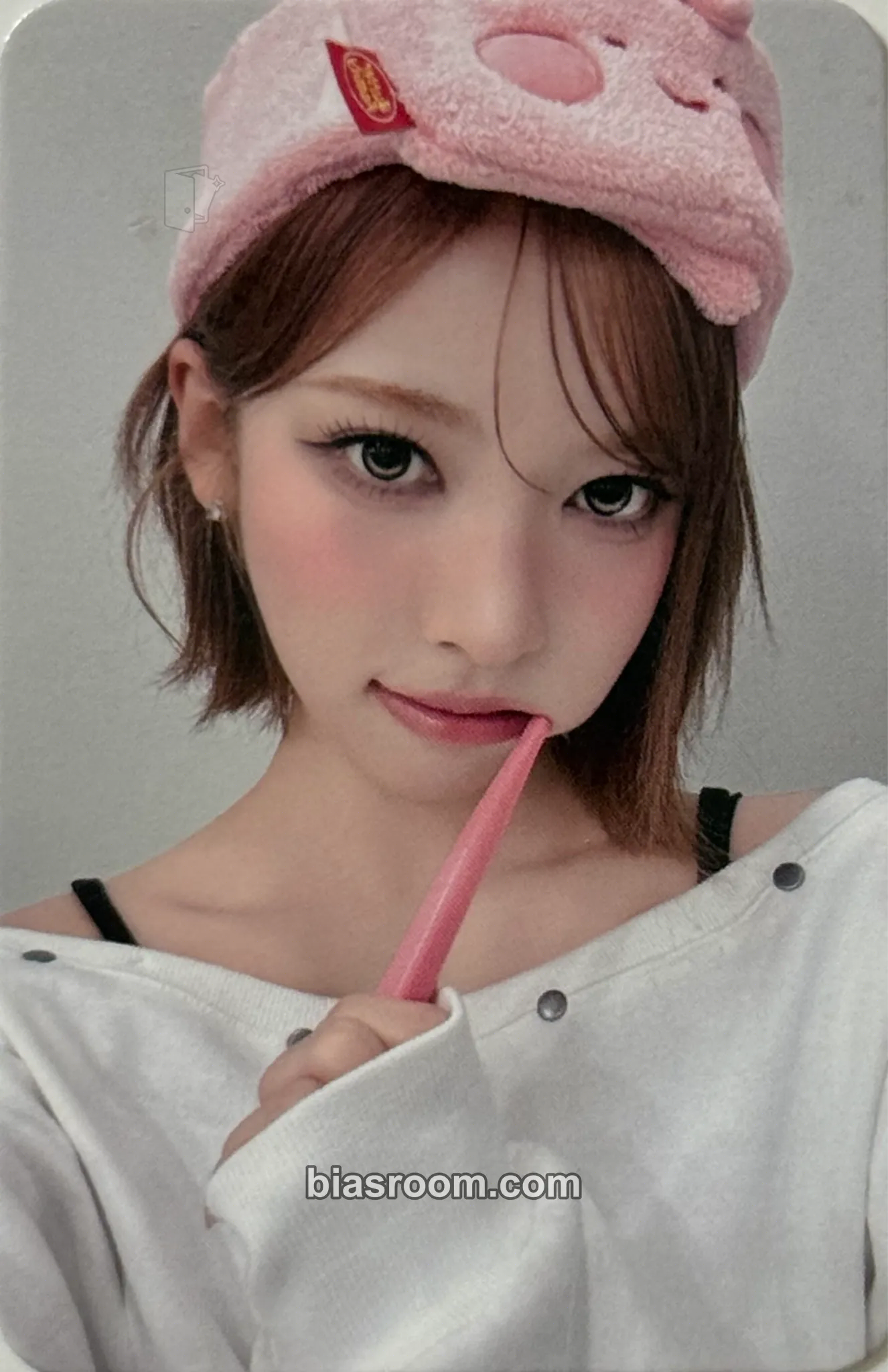May lip bomb Photocard - RESCENE - RESCENE K-pop photocard