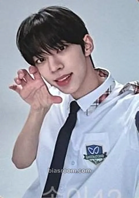 Dohoon TWS X SKOOLOOKS Photocard - TWS - TWS K-pop photocard