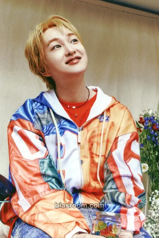 Onew Onew 2nd Album PERCENT Pop-Up Store Photocard - SHINee - SHINee K-pop photocard
