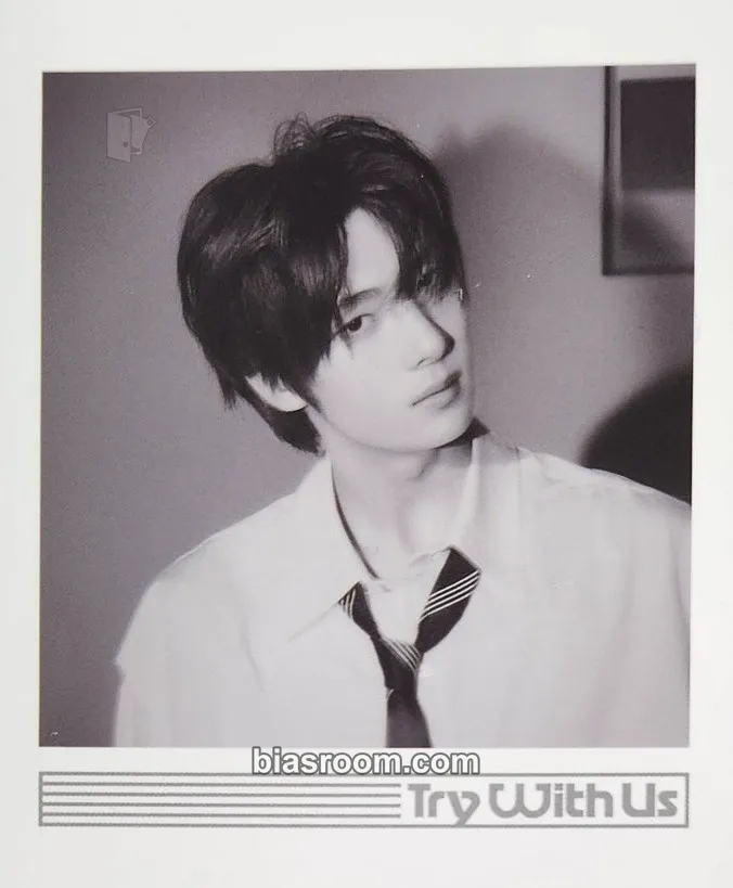 Youngjae TRY WITH US Photocard - TWS - TWS K-pop photocard