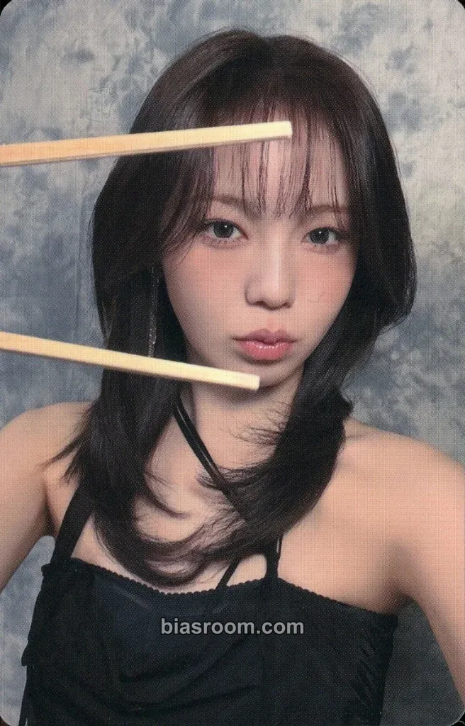 Ayaka Good Girl But Not For You Photocard - NiziU - NiziU K-pop photocard