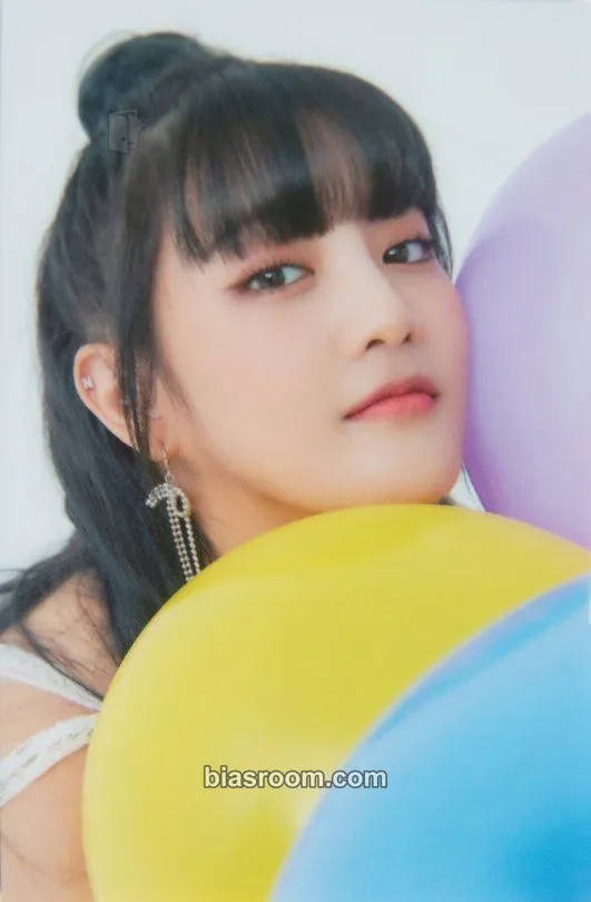 Minnie 1st Neverland Membership Photocard - i-dle - i-dle K-pop photocard