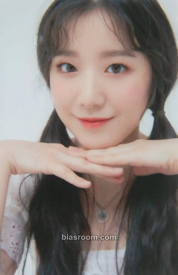 Shuhua 1st Neverland Membership Photocard - i-dle - i-dle K-pop photocard
