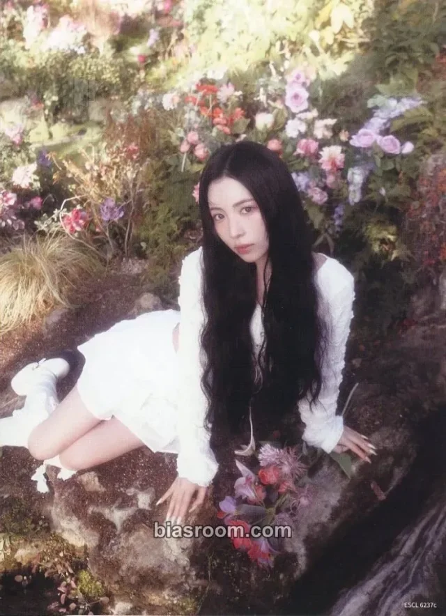 NiziU - Maya - Good Girl But Not For You Album album inclusion postcard limited edition