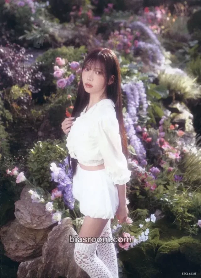 NiziU - Mayuka - Good Girl But Not For You Album album inclusion postcard limited edition