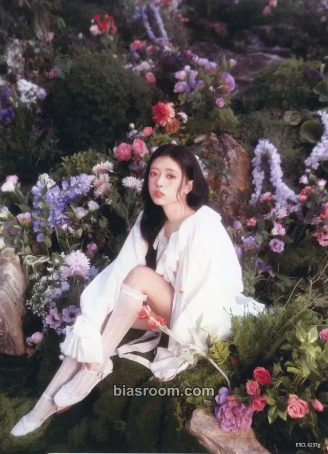 NiziU - Rima - Good Girl But Not For You Album album inclusion postcard limited edition