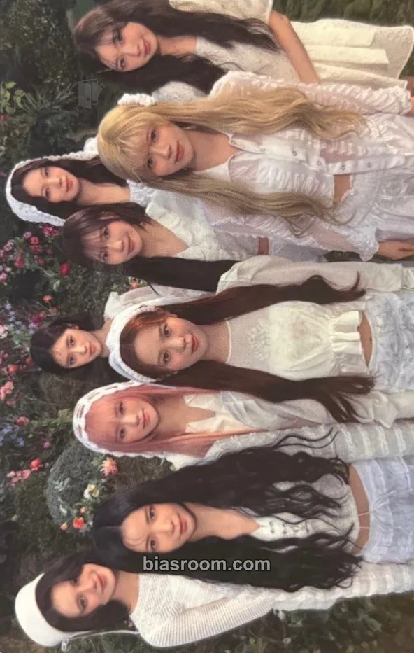 Good Girl But Not For You Photocard - NiziU - NiziU K-pop photocard