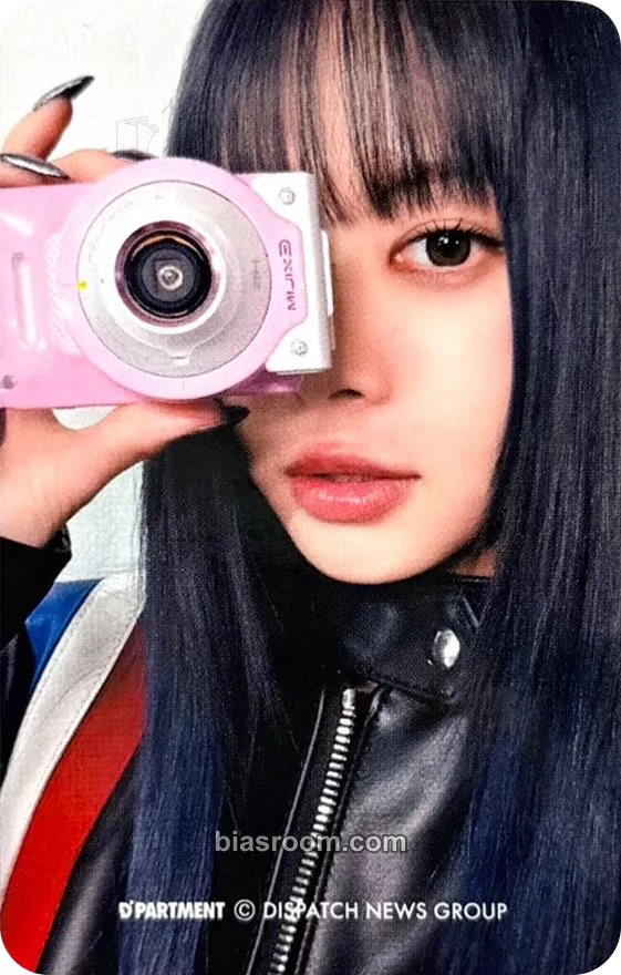 Hong Eunchae D'ICON Issue N°32 Photocard - LE SSERAFIM - LE SSERAFIM K-pop photocard