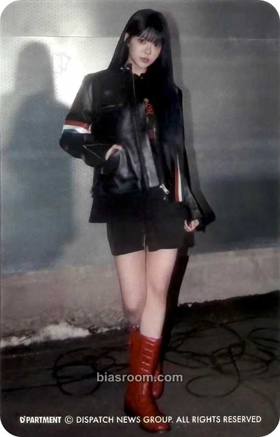 Hong Eunchae D'ICON Issue N°32 Photocard - LE SSERAFIM - LE SSERAFIM K-pop photocard