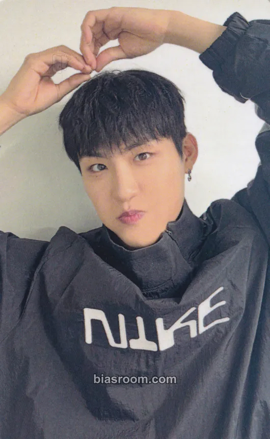 Woojin Cool & Hot (Woojin) Photocard - AB6IX - AB6IX K-pop photocard