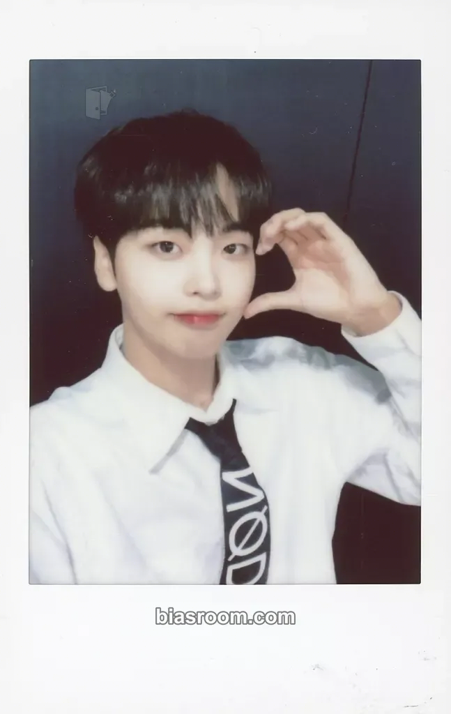Hyeongjun NEW WAVE Photocard - CRAVITY - CRAVITY K-pop photocard