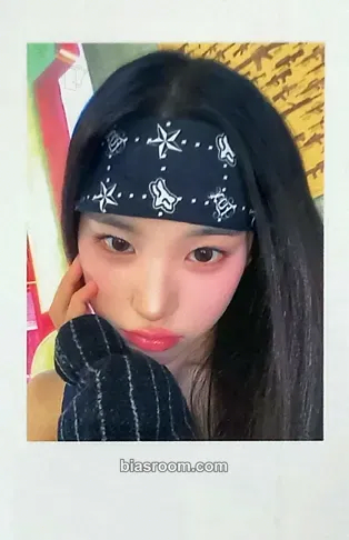 Jiyeon Performante Photocard - tripleS - tripleS K-pop photocard