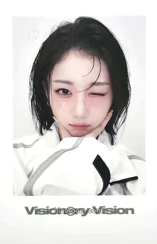Kaede Performante Photocard - tripleS - tripleS K-pop photocard