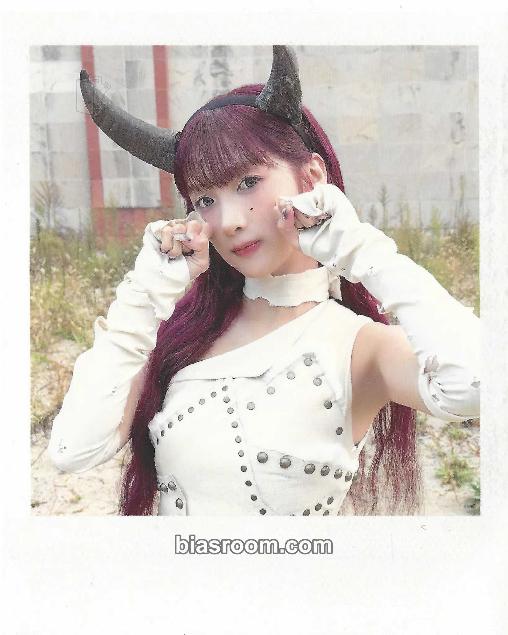 Yuki HEADWAY Photocard - PURPLE KISS - PURPLE KISS K-pop photocard