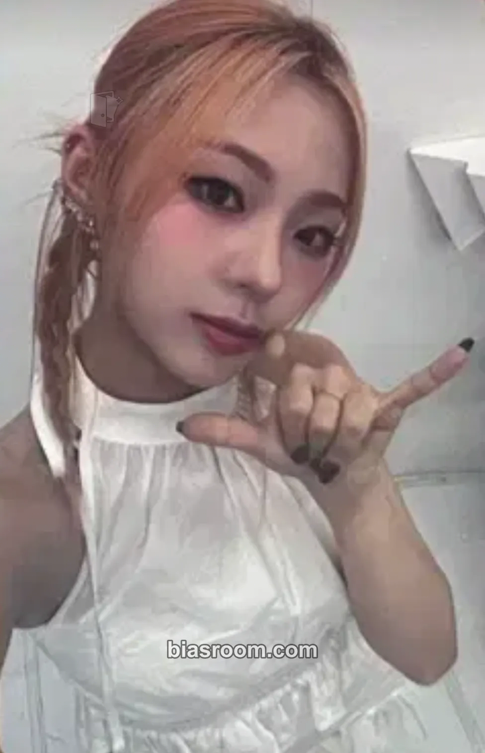 Chaerin Feelin' Hot Photocard - ICHILLIN’ - ICHILLIN’ K-pop photocard