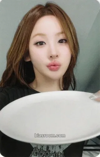 Belle 224 Photocard - KISS OF LIFE - KISS OF LIFE K-pop photocard