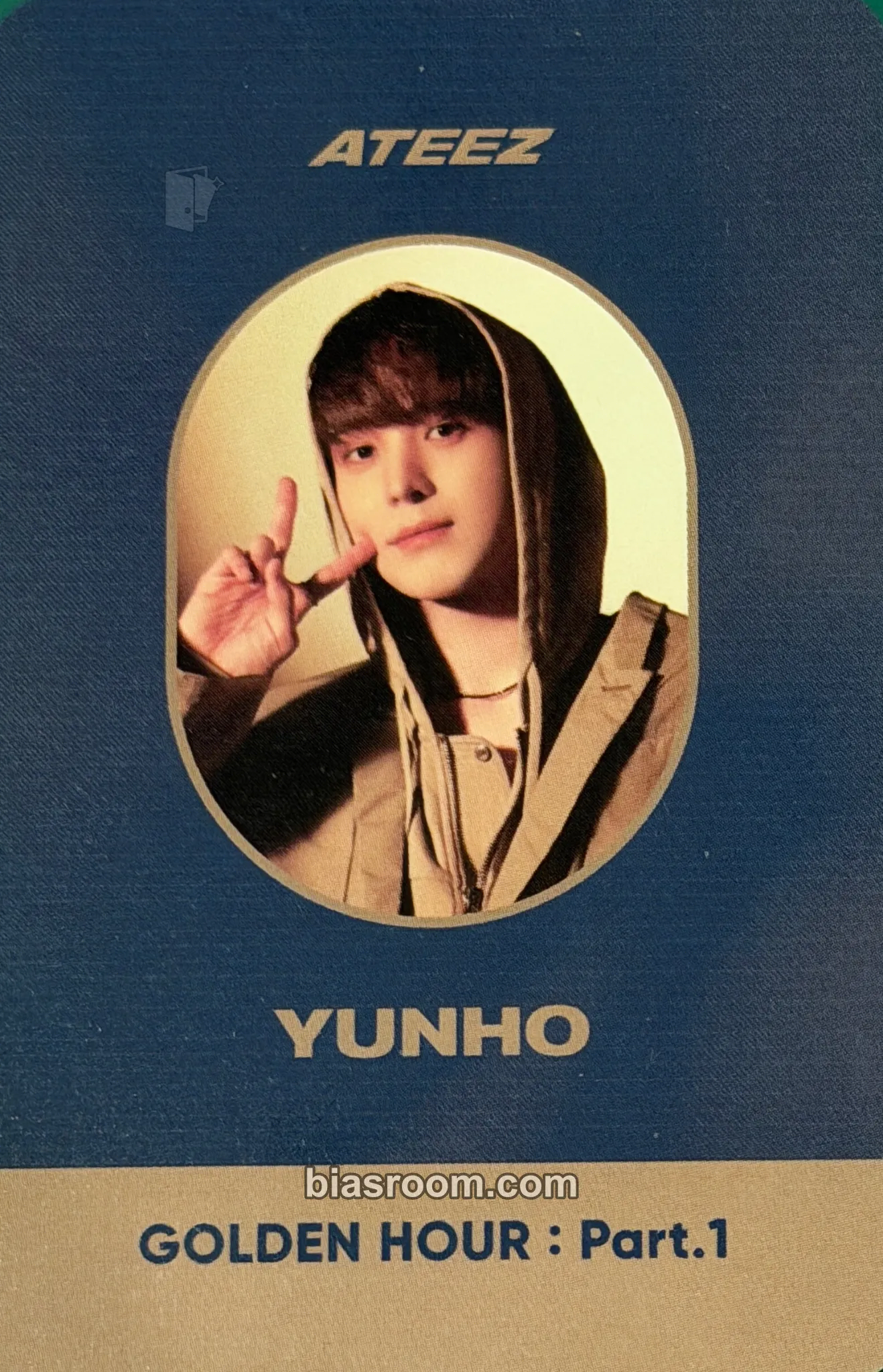 Yunho POP-UP: GOLDEN HOUR : Part 1 (Soundwave) Photocard - ATEEZ - ATEEZ K-pop photocard